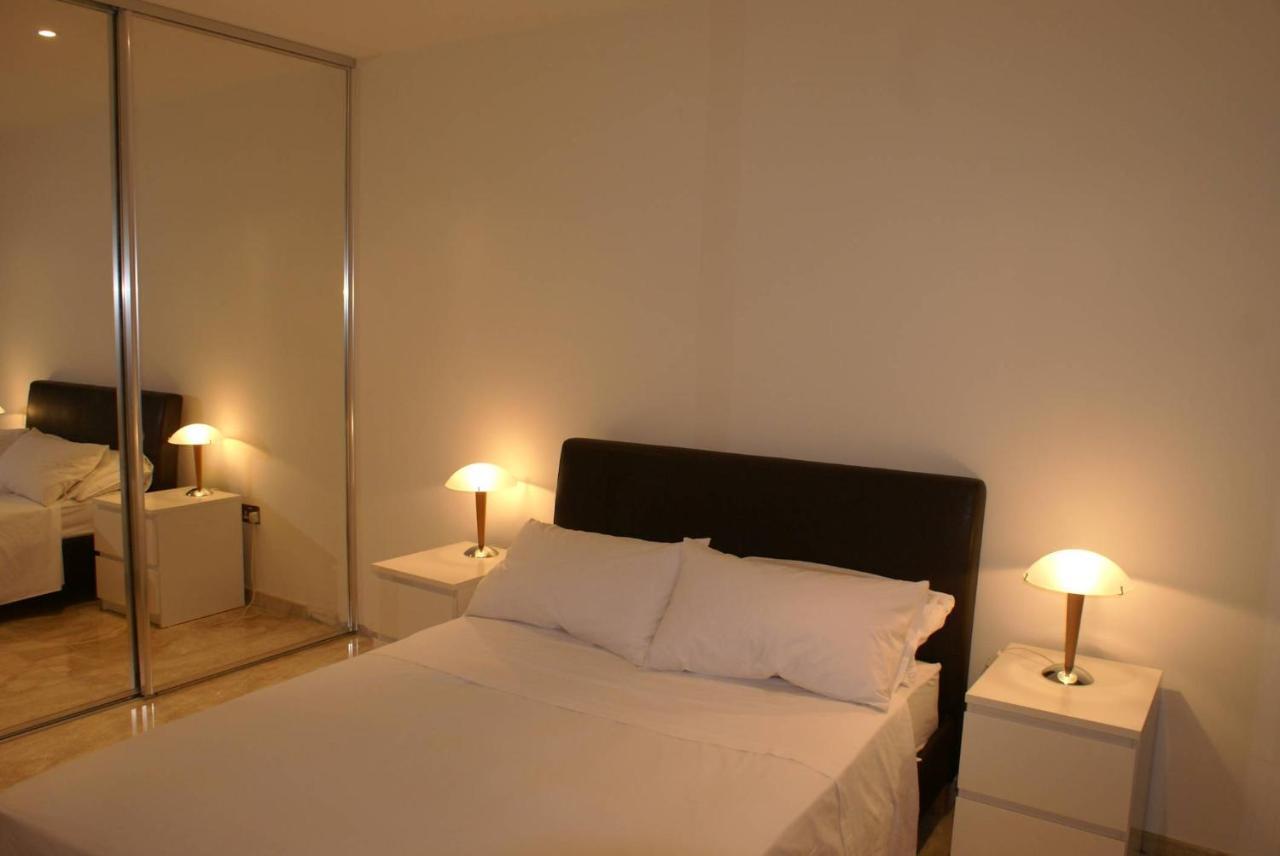 Amathusia Beach Apartment ليماسول المظهر الخارجي الصورة